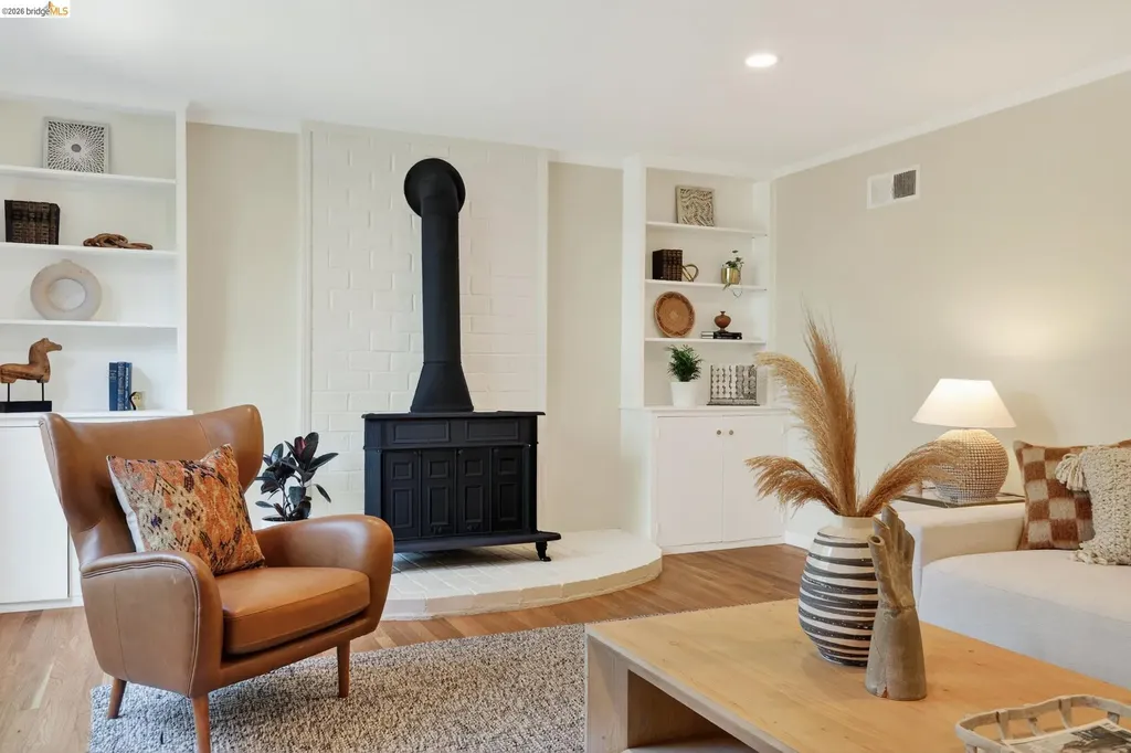 5727 La Salle Avenue Oakland CA 94611