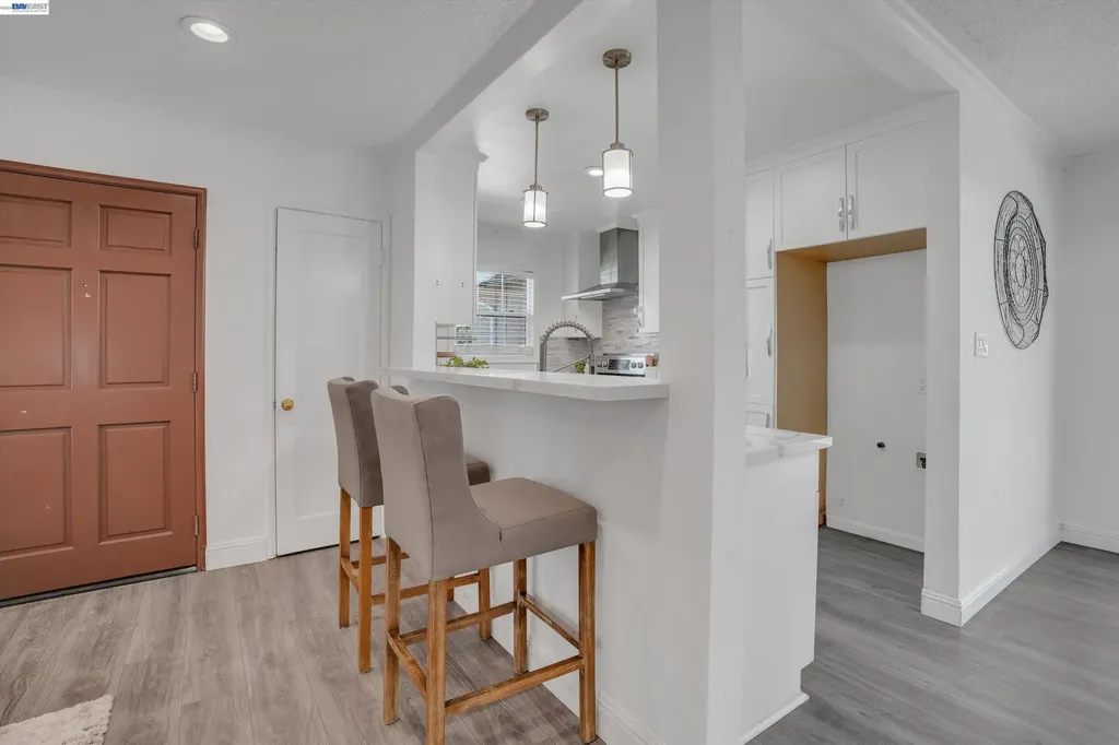 26338 Hickory Avenue Hayward CA 94544