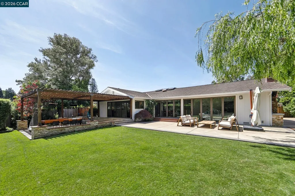 29 Winslow Place Moraga CA 94556