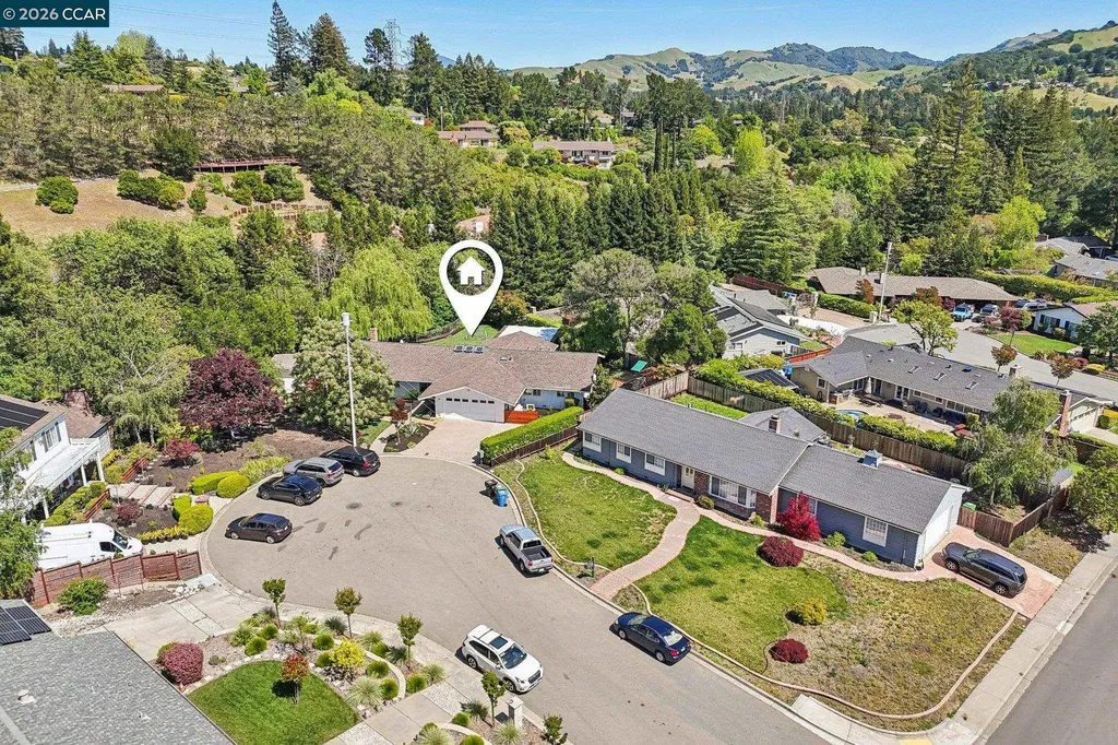 29 Winslow Place Moraga CA 94556