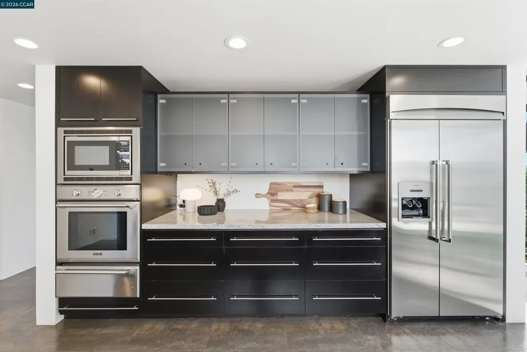 240 Tappan Lane Orinda CA 94563