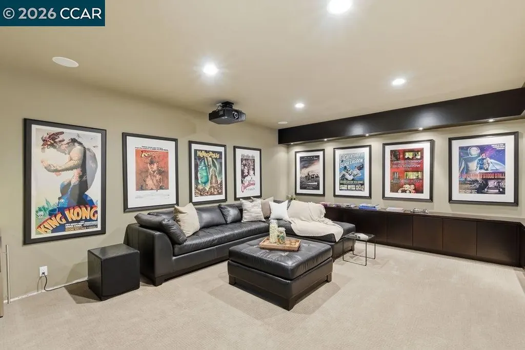 240 Tappan Lane Orinda CA 94563