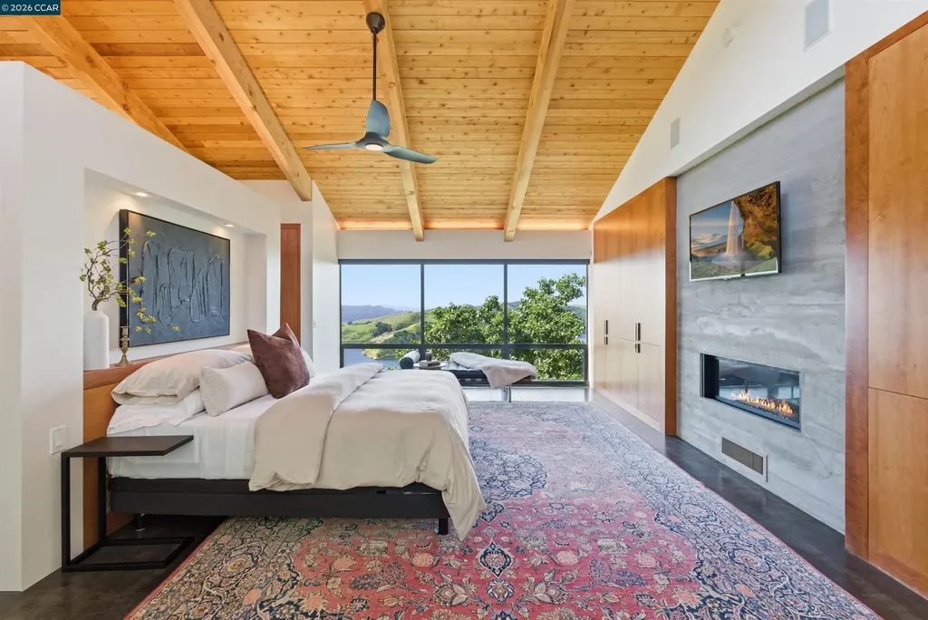 240 Tappan Lane Orinda CA 94563