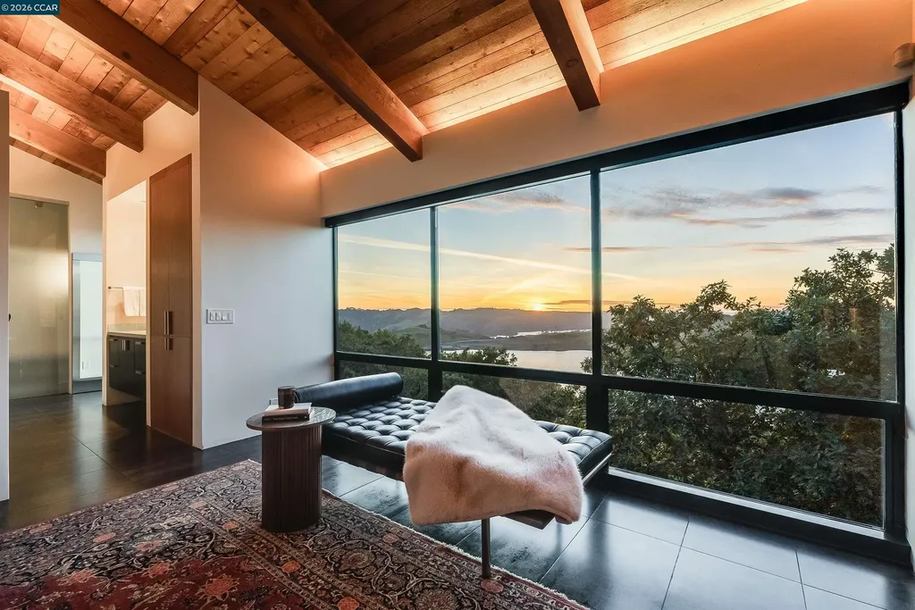 240 Tappan Lane Orinda CA 94563