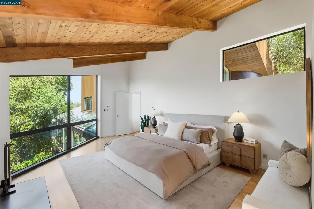 240 Tappan Lane Orinda CA 94563