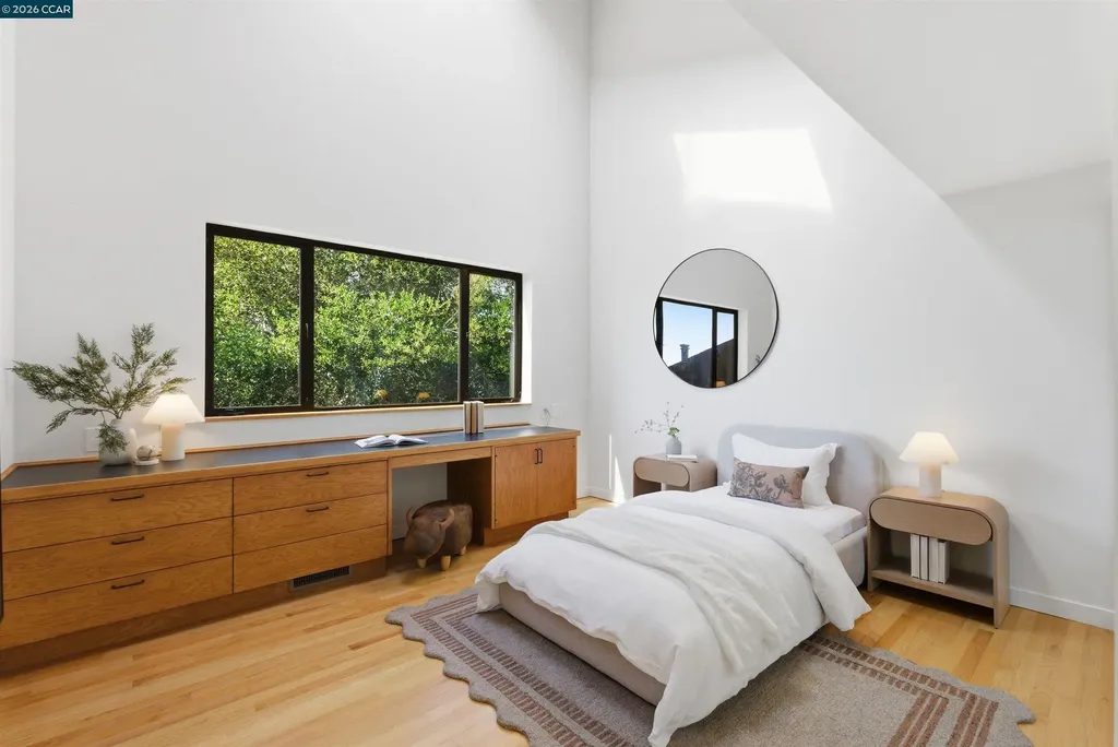 240 Tappan Lane Orinda CA 94563