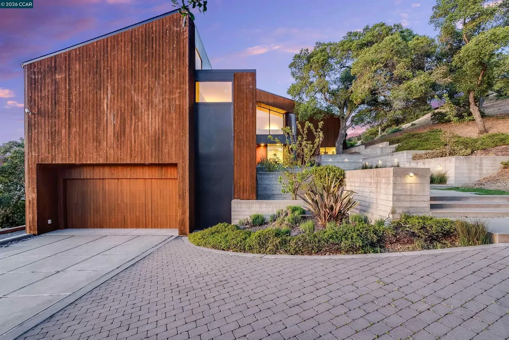 240 Tappan Lane Orinda CA 94563