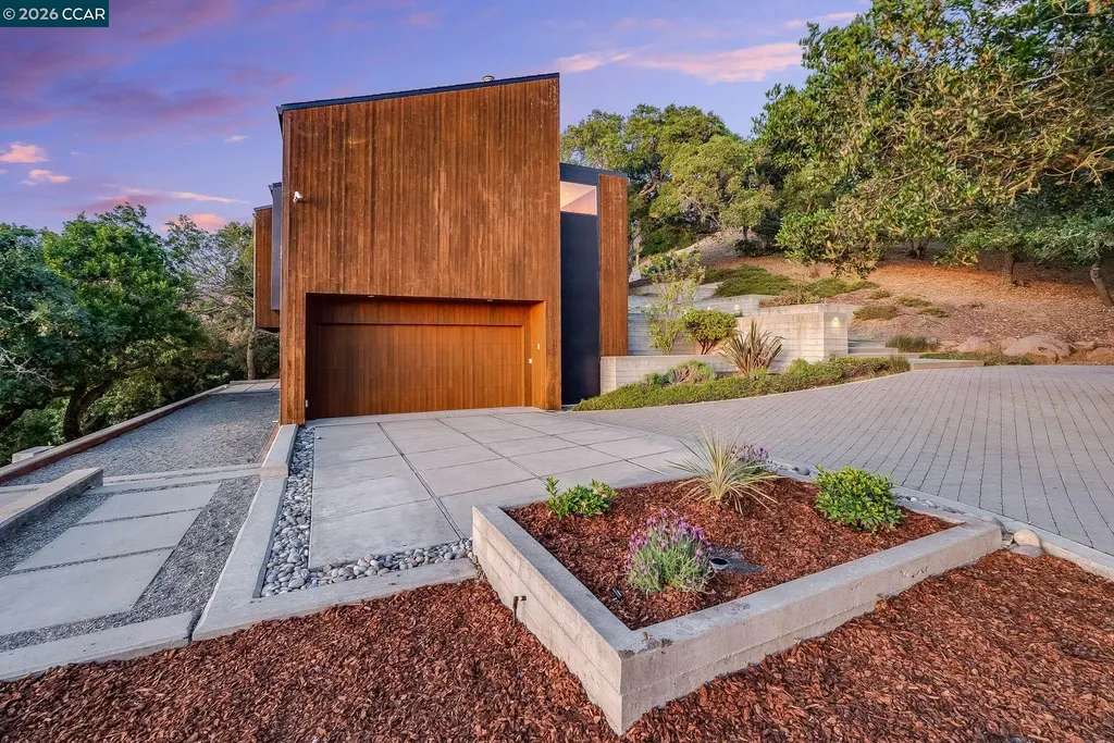 240 Tappan Lane Orinda CA 94563