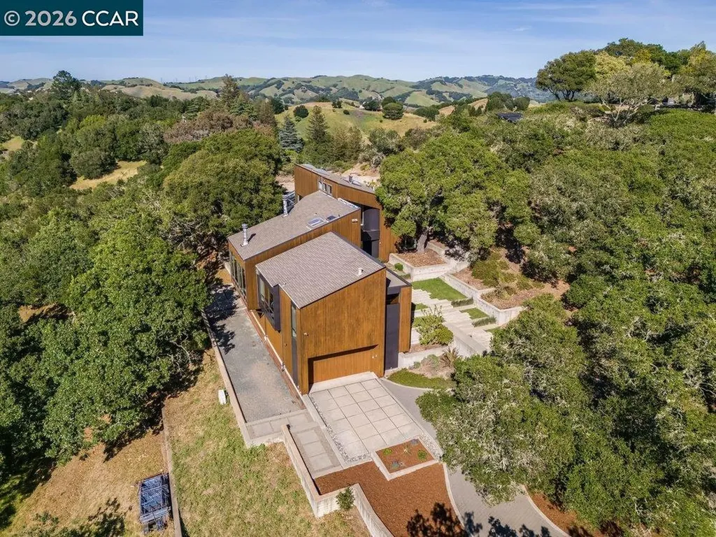 240 Tappan Lane Orinda CA 94563