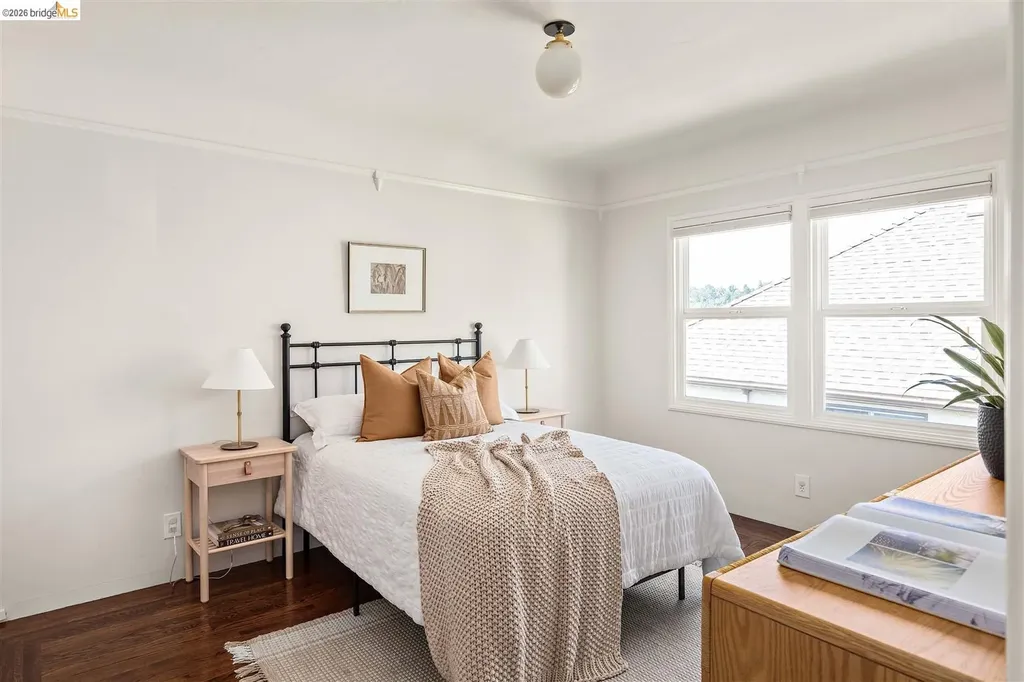 4261 Detroit Oakland CA 94619