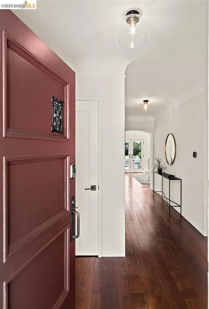 4261 Detroit Oakland CA 94619