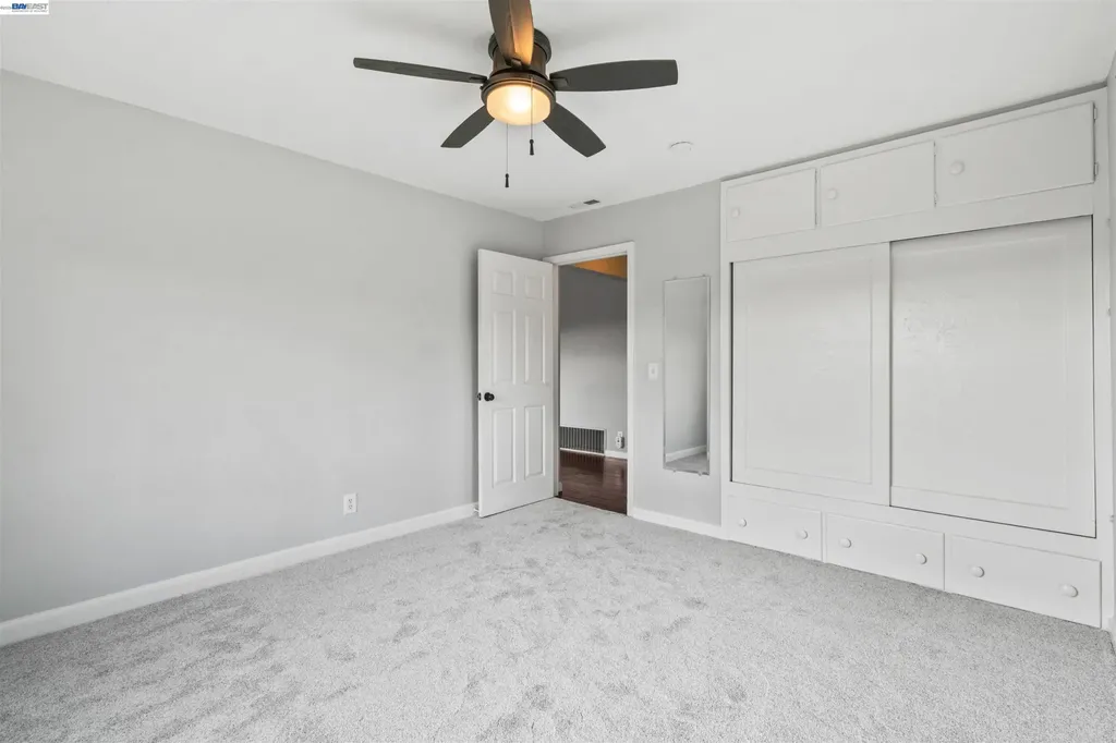 8019 Sterling Drive Oakland CA 94605