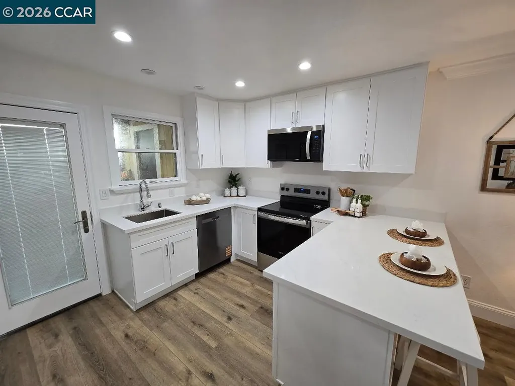 1520 Schenone Court Concord CA 94521
