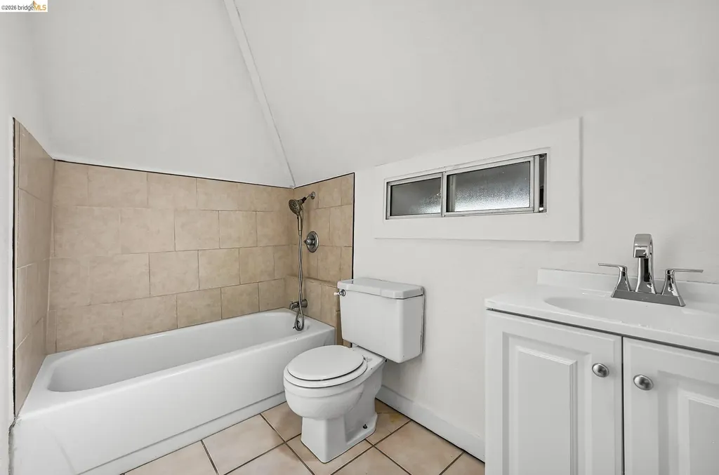 1137 Peralta Street Oakland CA 94607