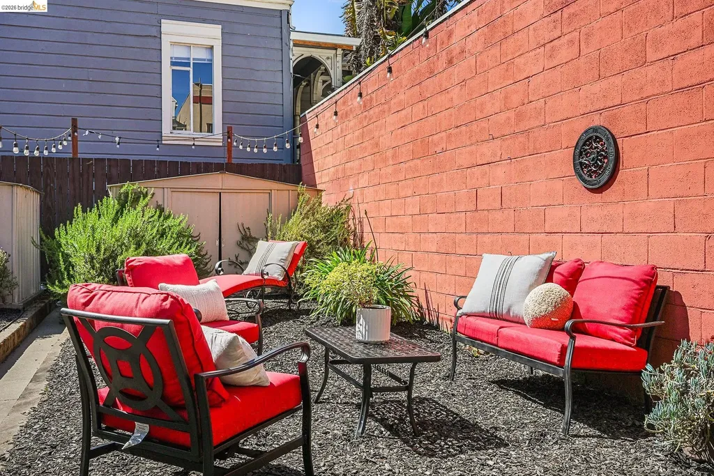 1137 Peralta Street Oakland CA 94607