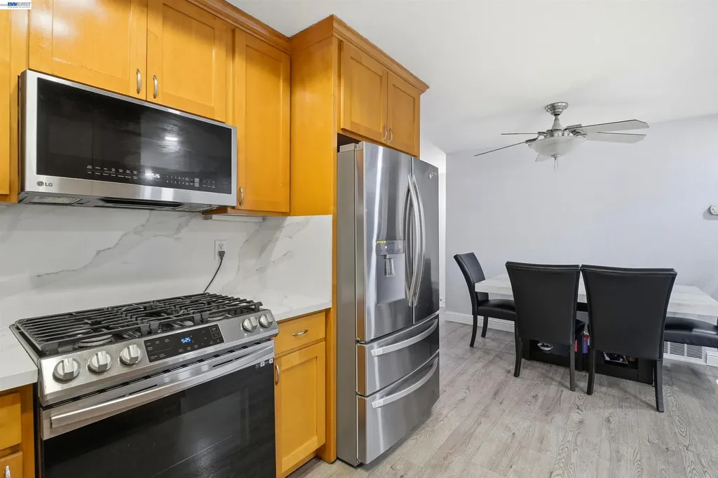 32252 Valiant Way Union City CA 94587