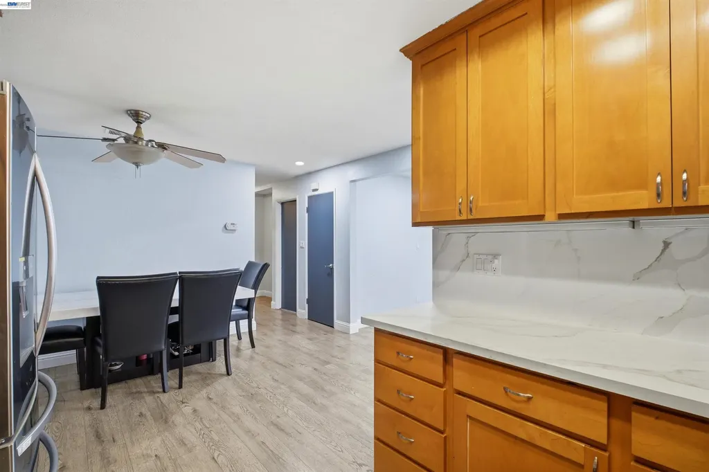32252 Valiant Way Union City CA 94587