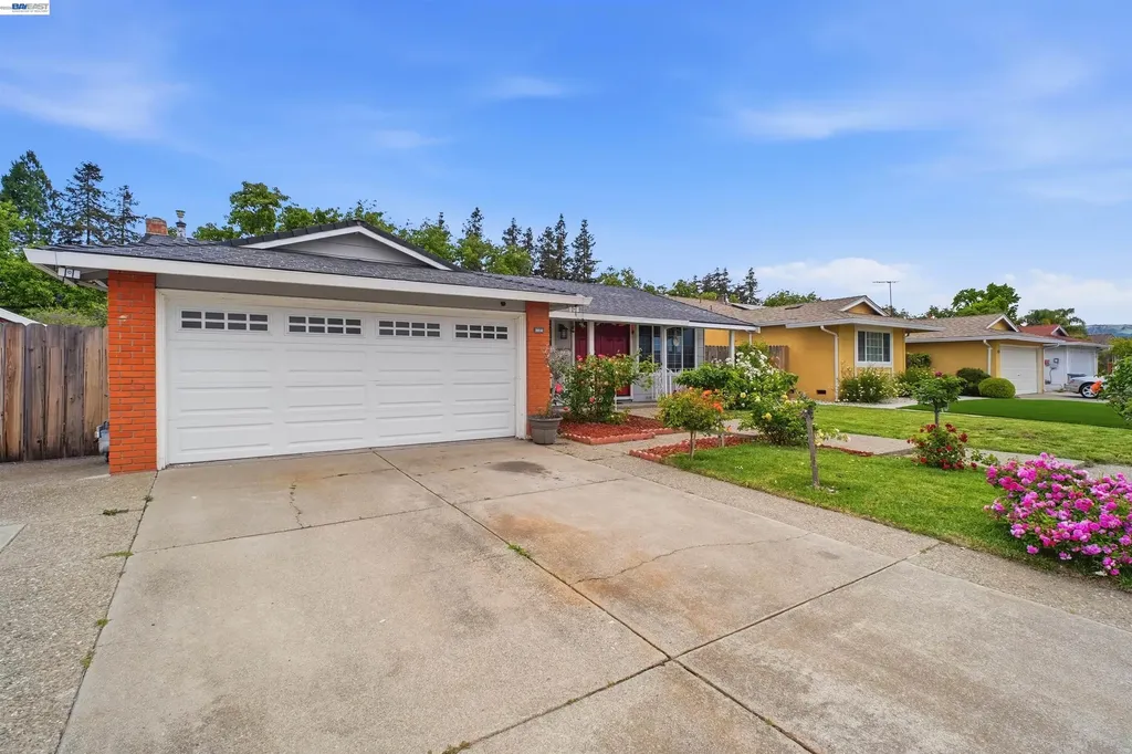 32252 Valiant Way Union City CA 94587