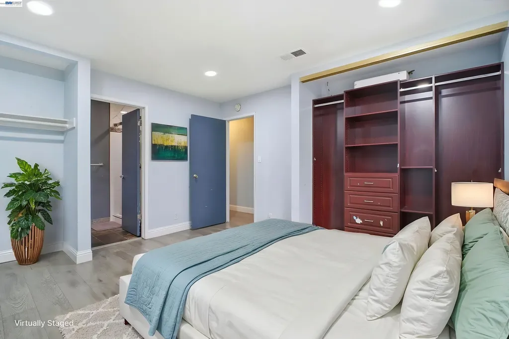 32252 Valiant Way Union City CA 94587