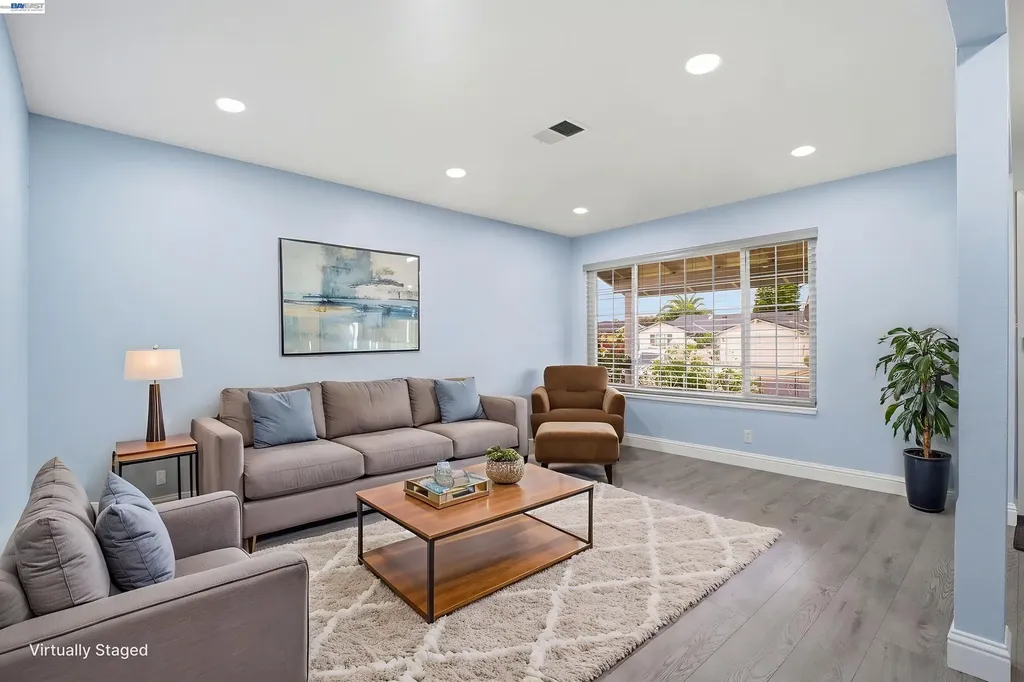32252 Valiant Way Union City CA 94587