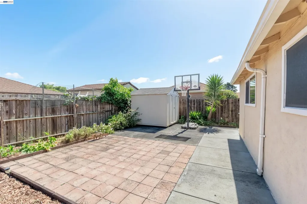 1218 Ottawa Avenue San Leandro CA 94579