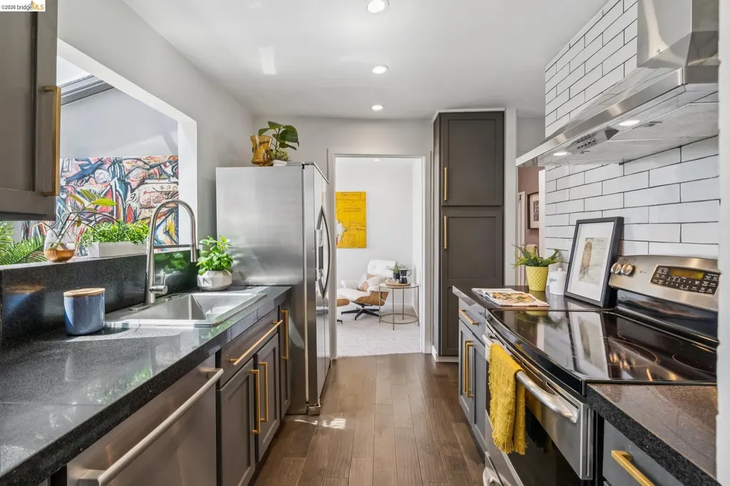 525 Mandana Boulevard Oakland CA 94610