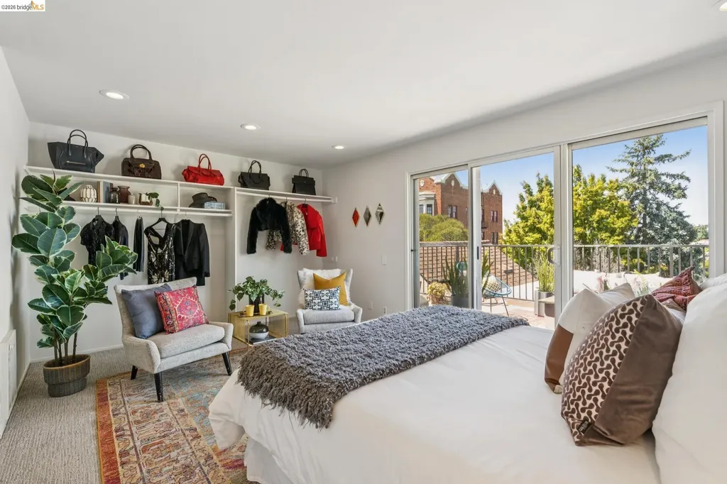 525 Mandana Boulevard Oakland CA 94610