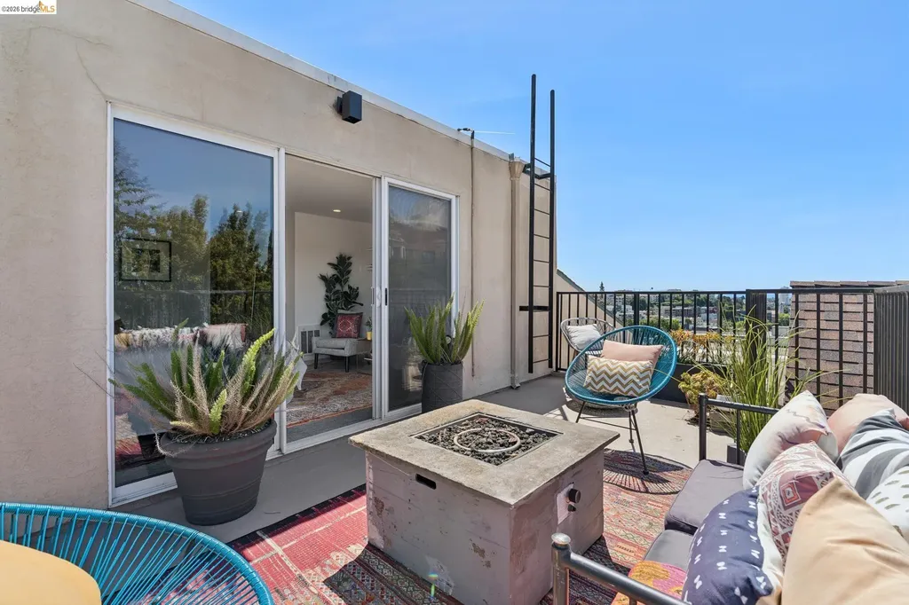 525 Mandana Boulevard Oakland CA 94610