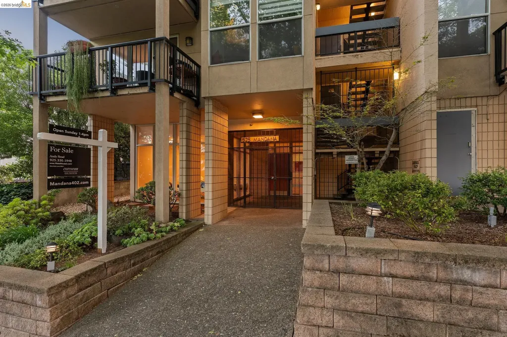 525 Mandana Boulevard Oakland CA 94610