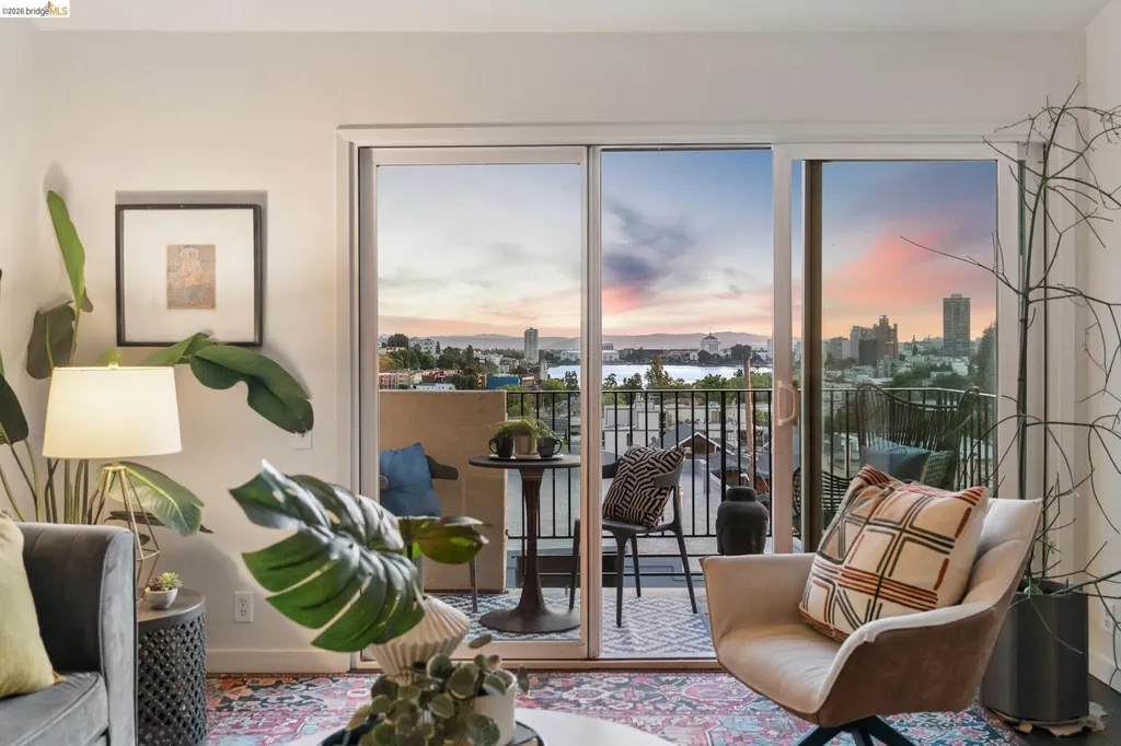 525 Mandana Boulevard Oakland CA 94610