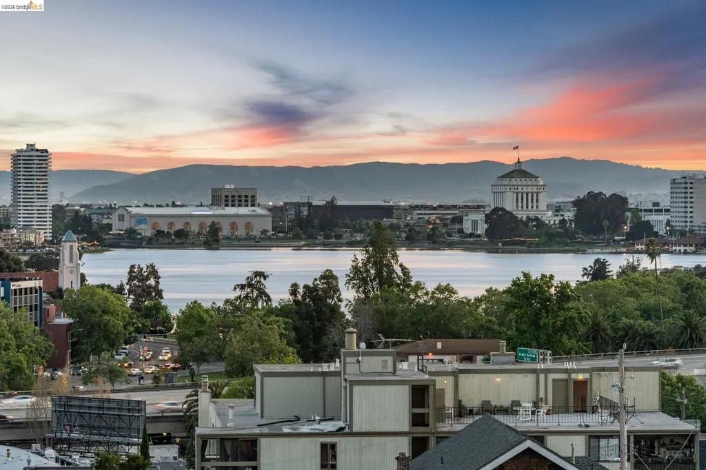 525 Mandana Boulevard Oakland CA 94610