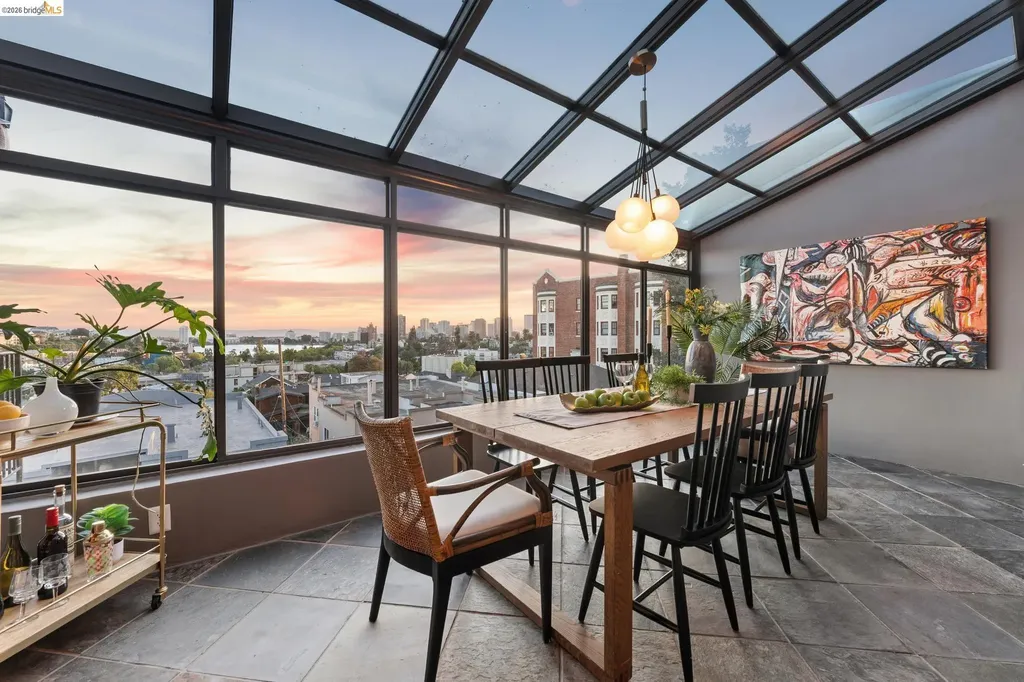525 Mandana Boulevard Oakland CA 94610