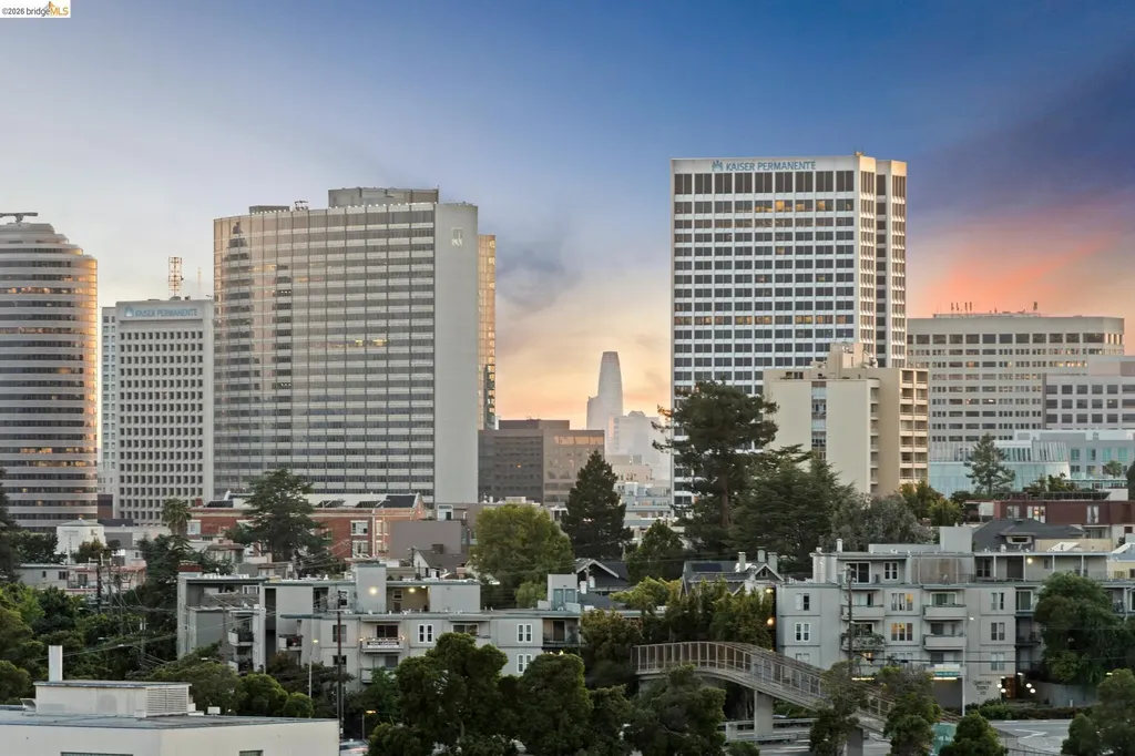 525 Mandana Boulevard Oakland CA 94610