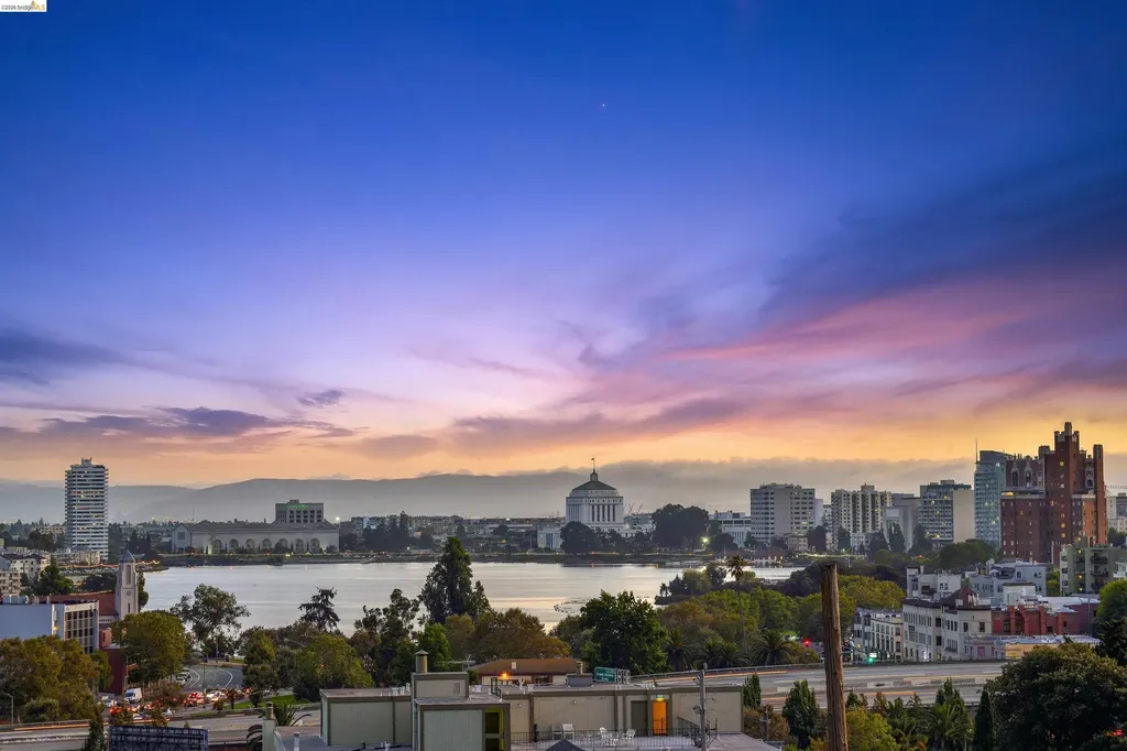 525 Mandana Boulevard Oakland CA 94610
