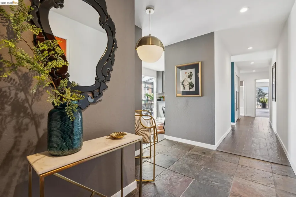 525 Mandana Boulevard Oakland CA 94610