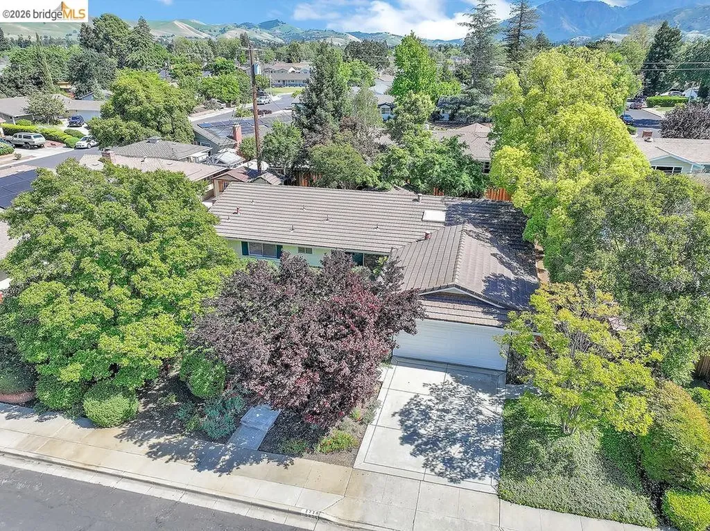 1718 Pepperwood Court Concord CA 94521