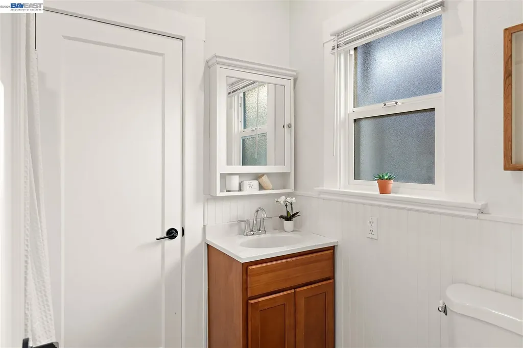 2242 39th Avenue Oakland CA 94601