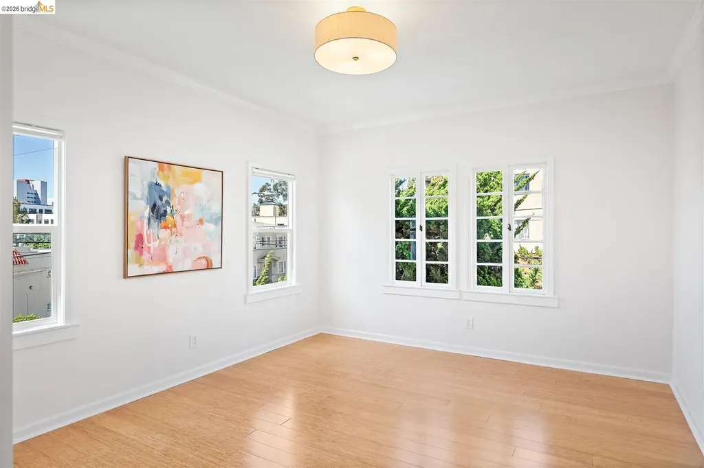 245 29th Street Oakland CA 94611