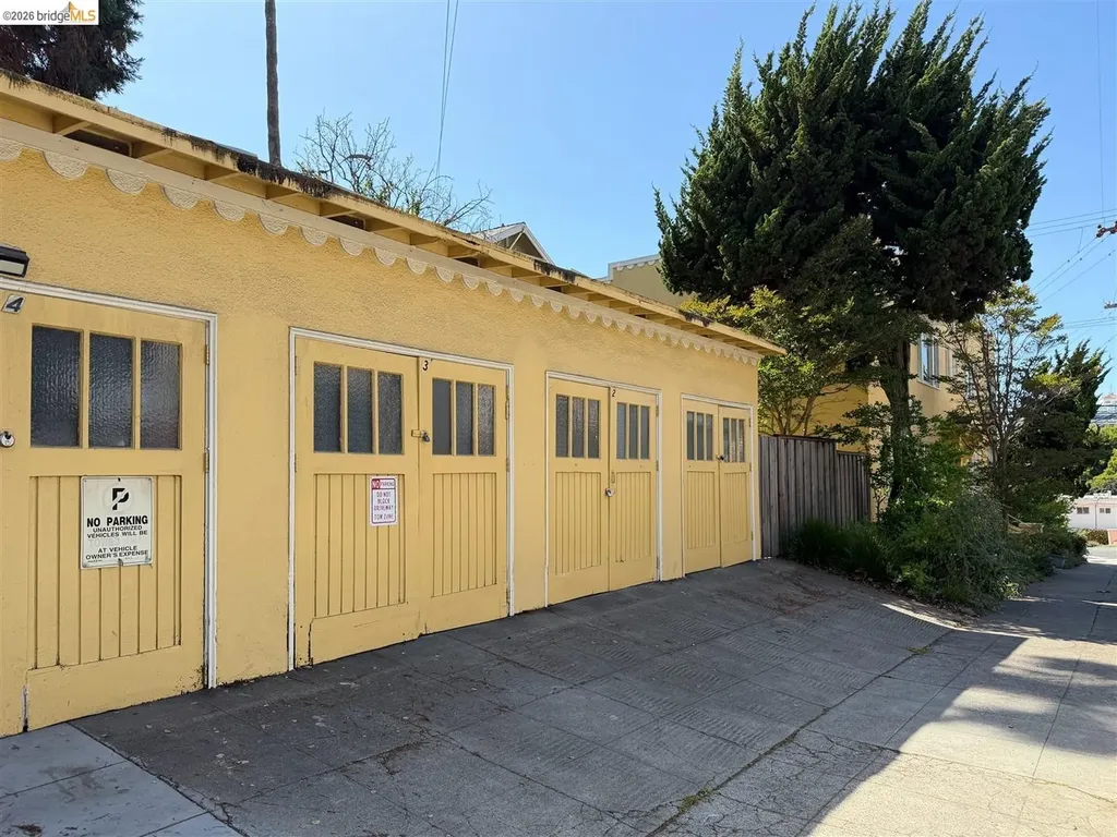 245 29th Street Oakland CA 94611