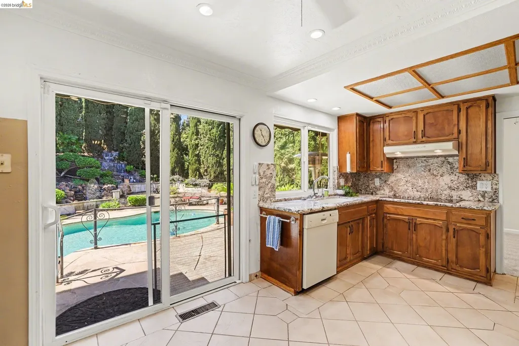 1912 Grizzly Court Antioch CA 94509