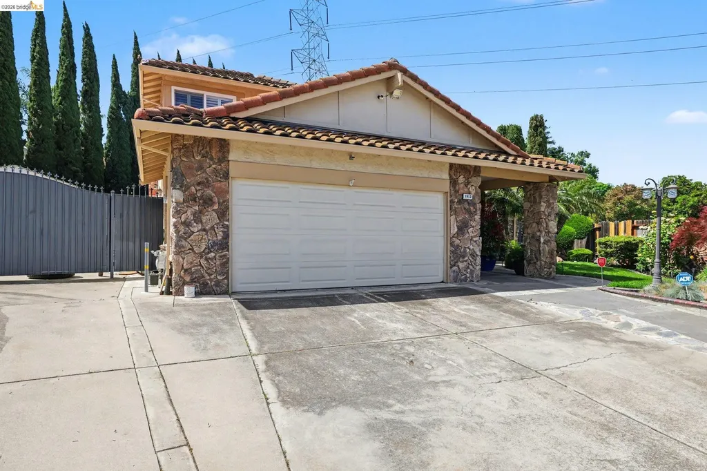 1912 Grizzly Court Antioch CA 94509
