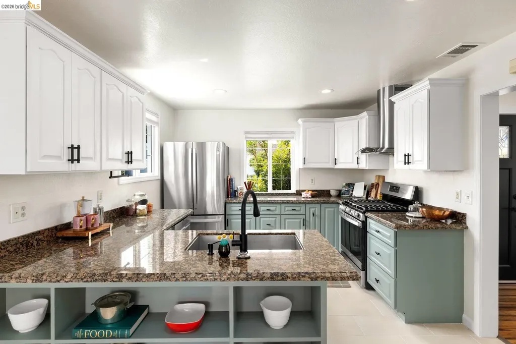 1240 Kelly Avenue San Leandro CA 94577