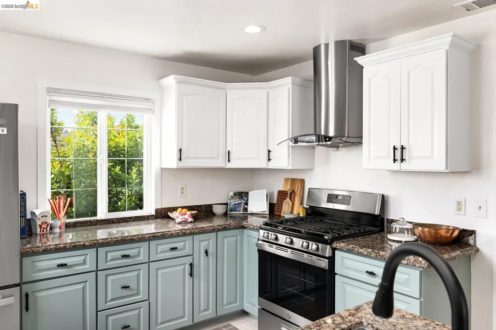 1240 Kelly Avenue San Leandro CA 94577