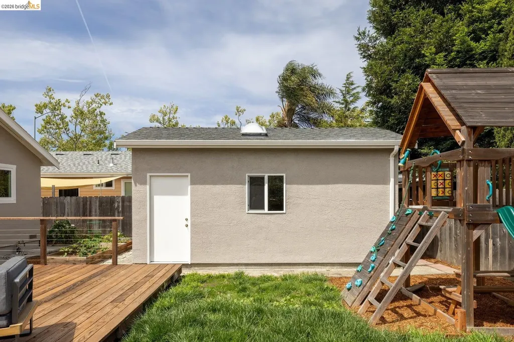 1240 Kelly Avenue San Leandro CA 94577
