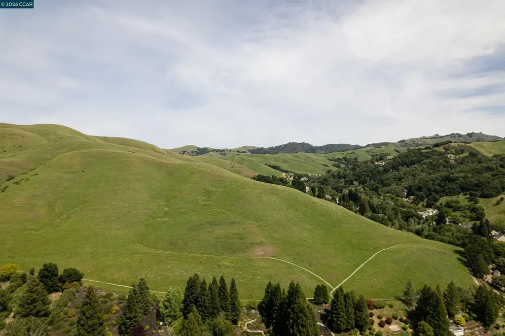 7 Crockett Drive Moraga CA 94556