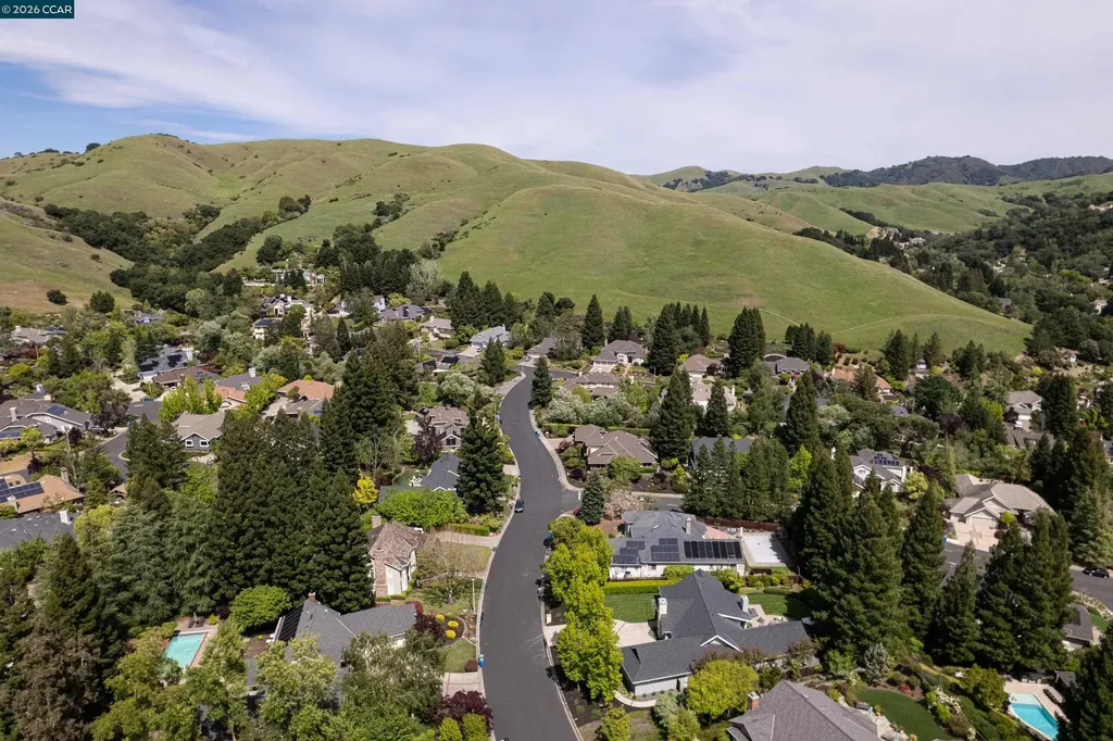 7 Crockett Drive Moraga CA 94556
