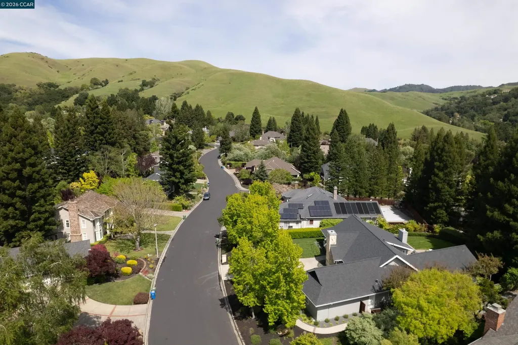 7 Crockett Drive Moraga CA 94556
