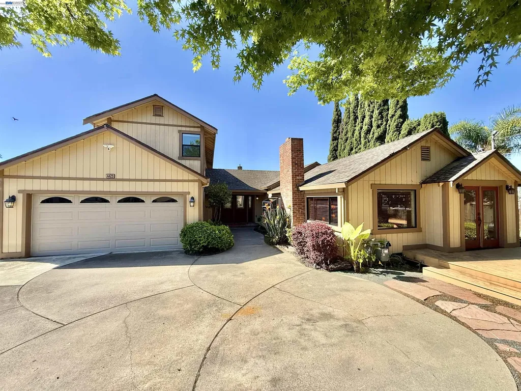 4429 James Avenue Castro Valley CA 94546