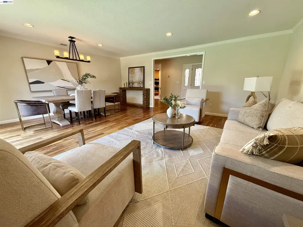 4429 James Avenue Castro Valley CA 94546