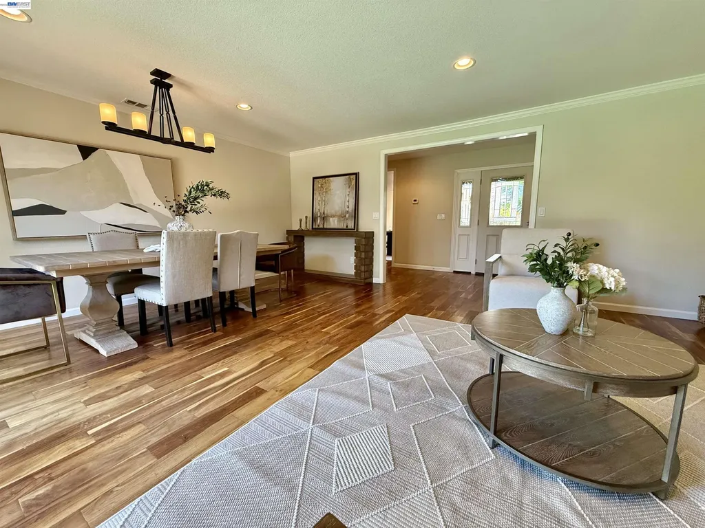 4429 James Avenue Castro Valley CA 94546